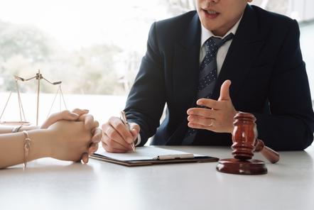 /assets/web/manageperts/services_images/1667318479Legal management consulting.jpg